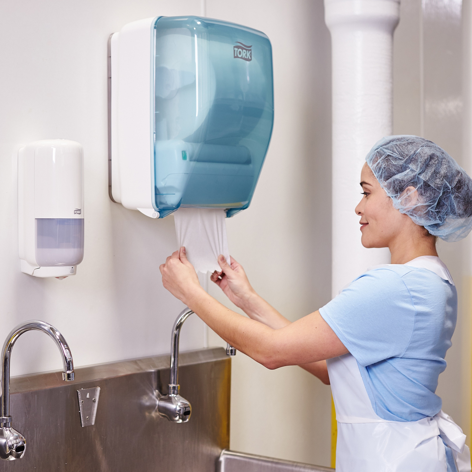 Рушники в рулонах Tork Universal, білі, 1 шар, 250 м, 1 рулон