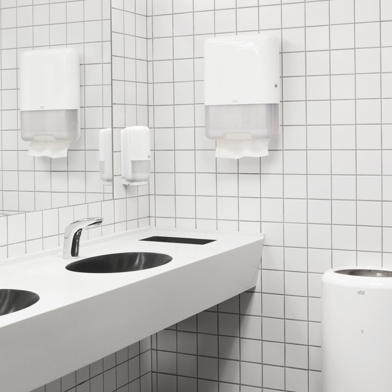 Листові рушники Tork Advanced Soft Singlefold складання Z, білі, 2 шари, 23x22,6 cм, 250 листів