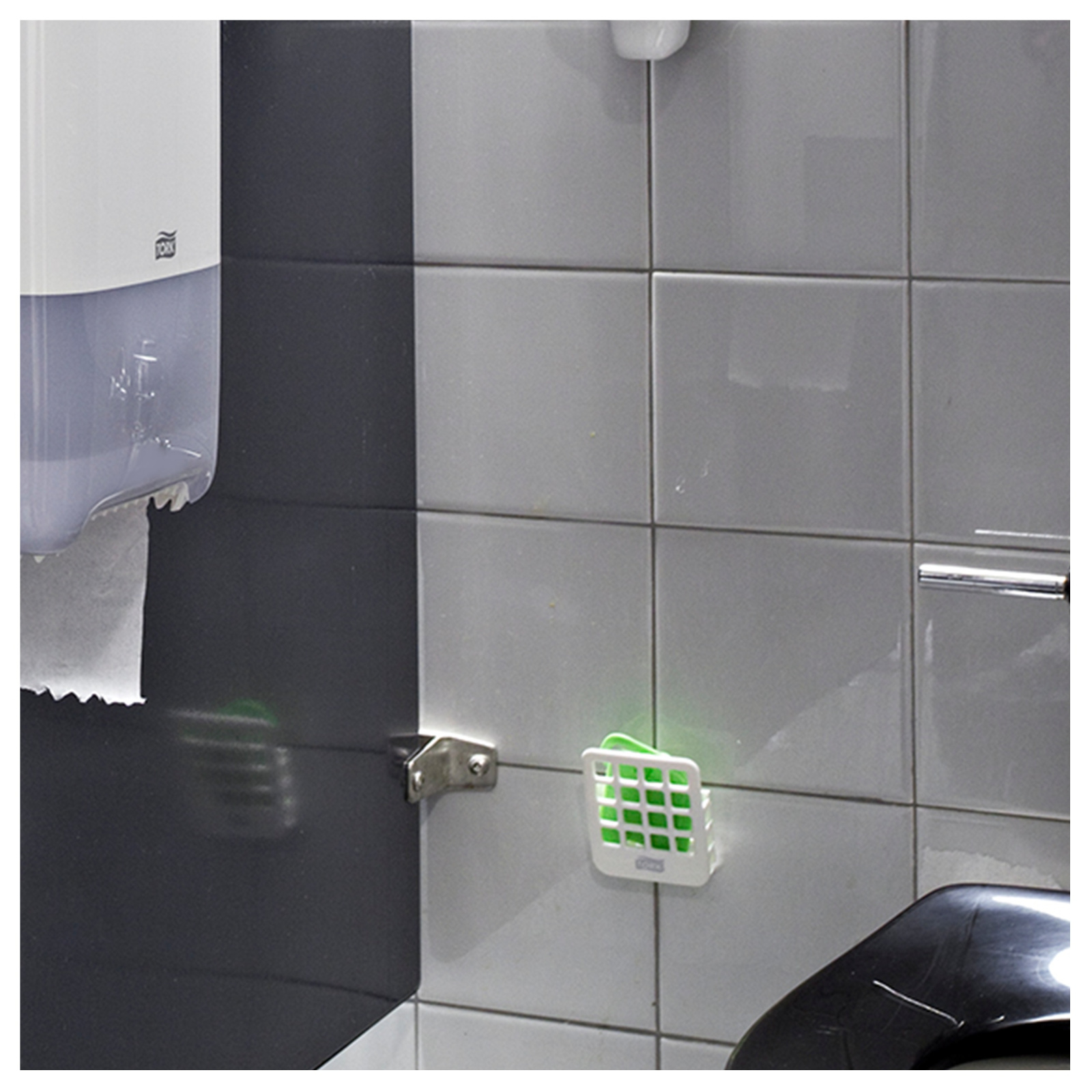 Дозатор-тримач Tork Elevation для освіжувача повітря в пластинах, білий