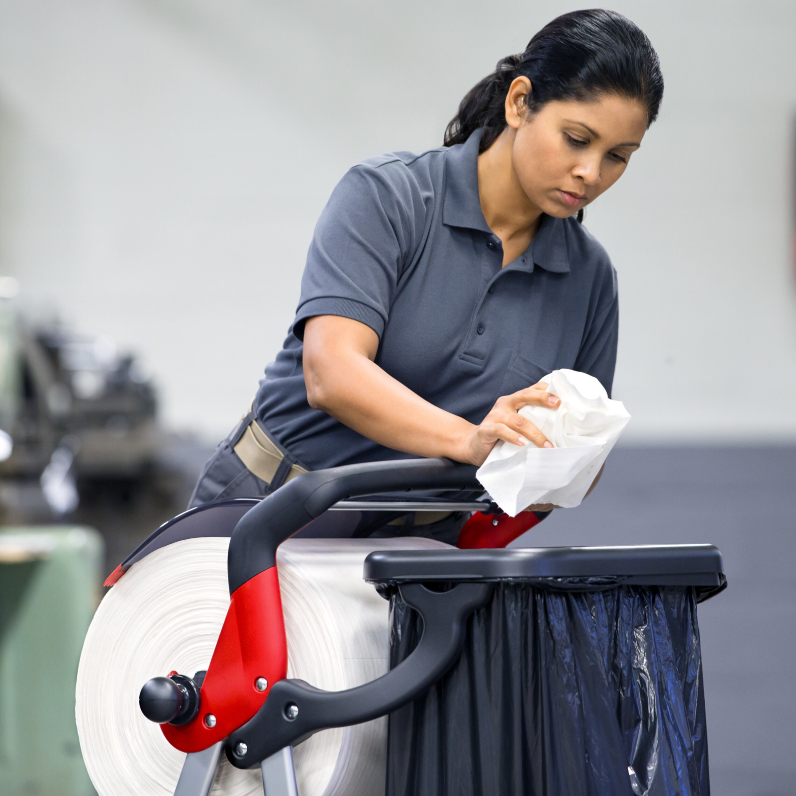 Папір для протирання в рулонах Tork Premium підвищеної міцності, білий, 2 шари, 340 м, 1000 листів, 1 рулон