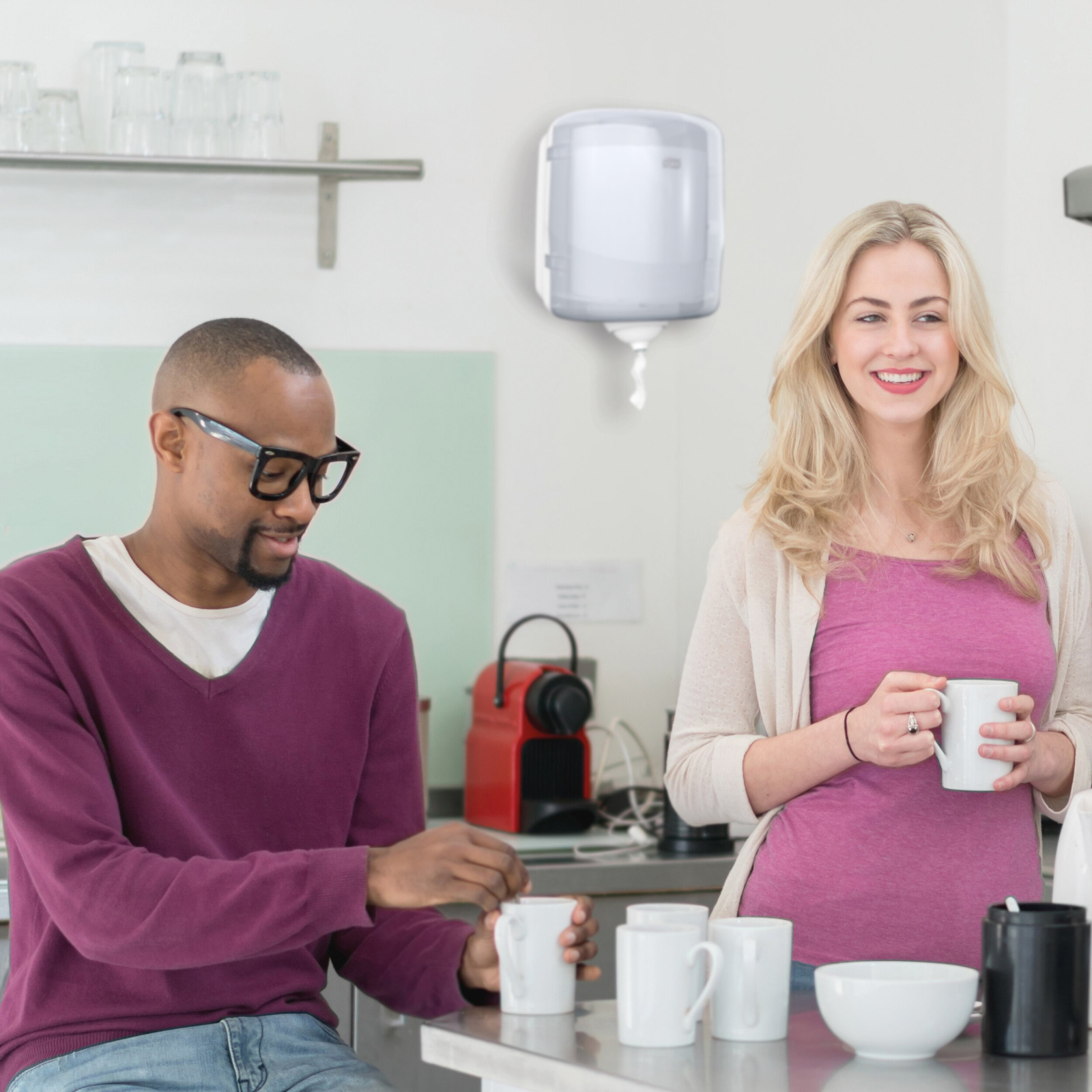 Диспенсер Tork Reflex Performance для рушників в рулонах з центральною витяжкою, білий